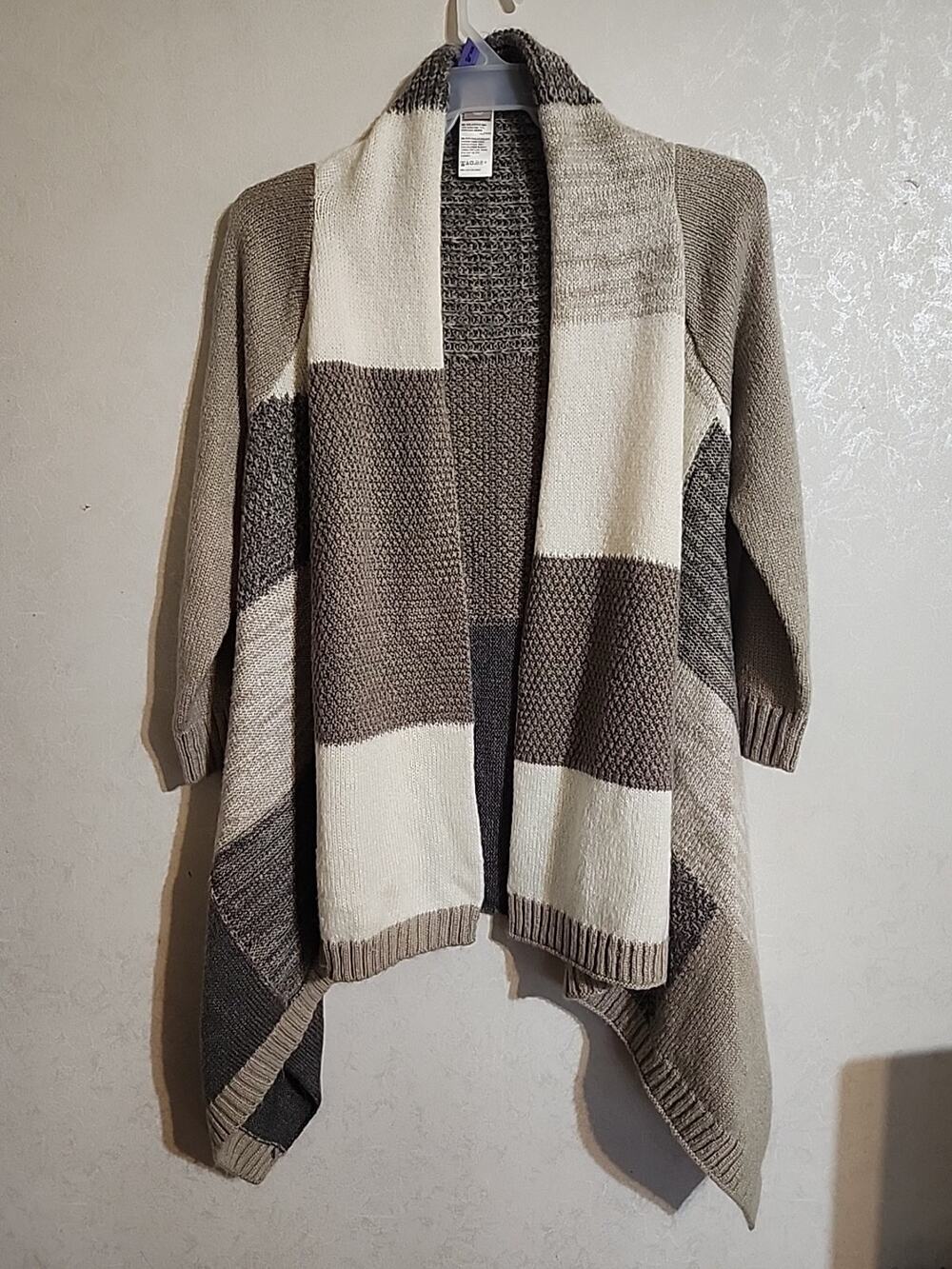Chico's Asymmetrical Cardigan Sweater sz 1 Tight Knit Patchwork Block Tan Browns